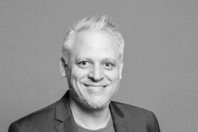 Alexander Ujcik, schwarz weiss Fott Alexander Ujcik, schwarz weiss